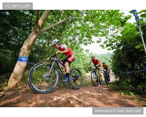 自行车越野赛中爆发的心理抗压能力成胜者标志